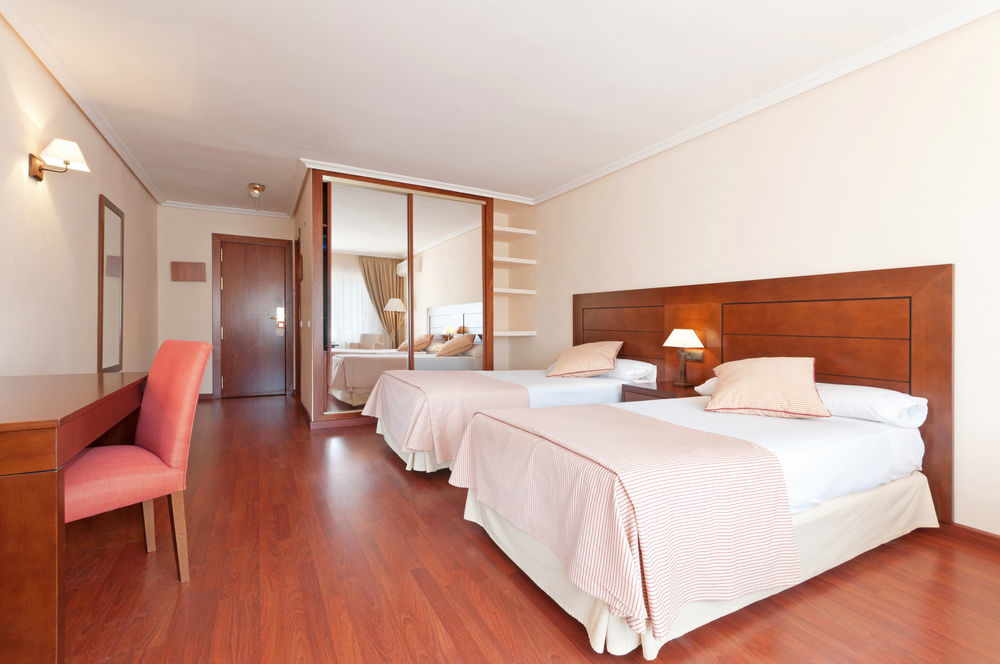 Sports Hotel Nayade Los Ángeles de San Rafael Zewnętrze zdjęcie